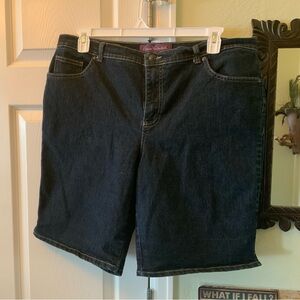 Gloria Vanderbilt Amanda Bermuda Dark Blue Denim Shorts